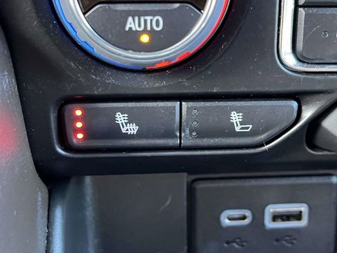 Used 2022 Chevrolet Tahoe LT w/ Luxury Package image 26