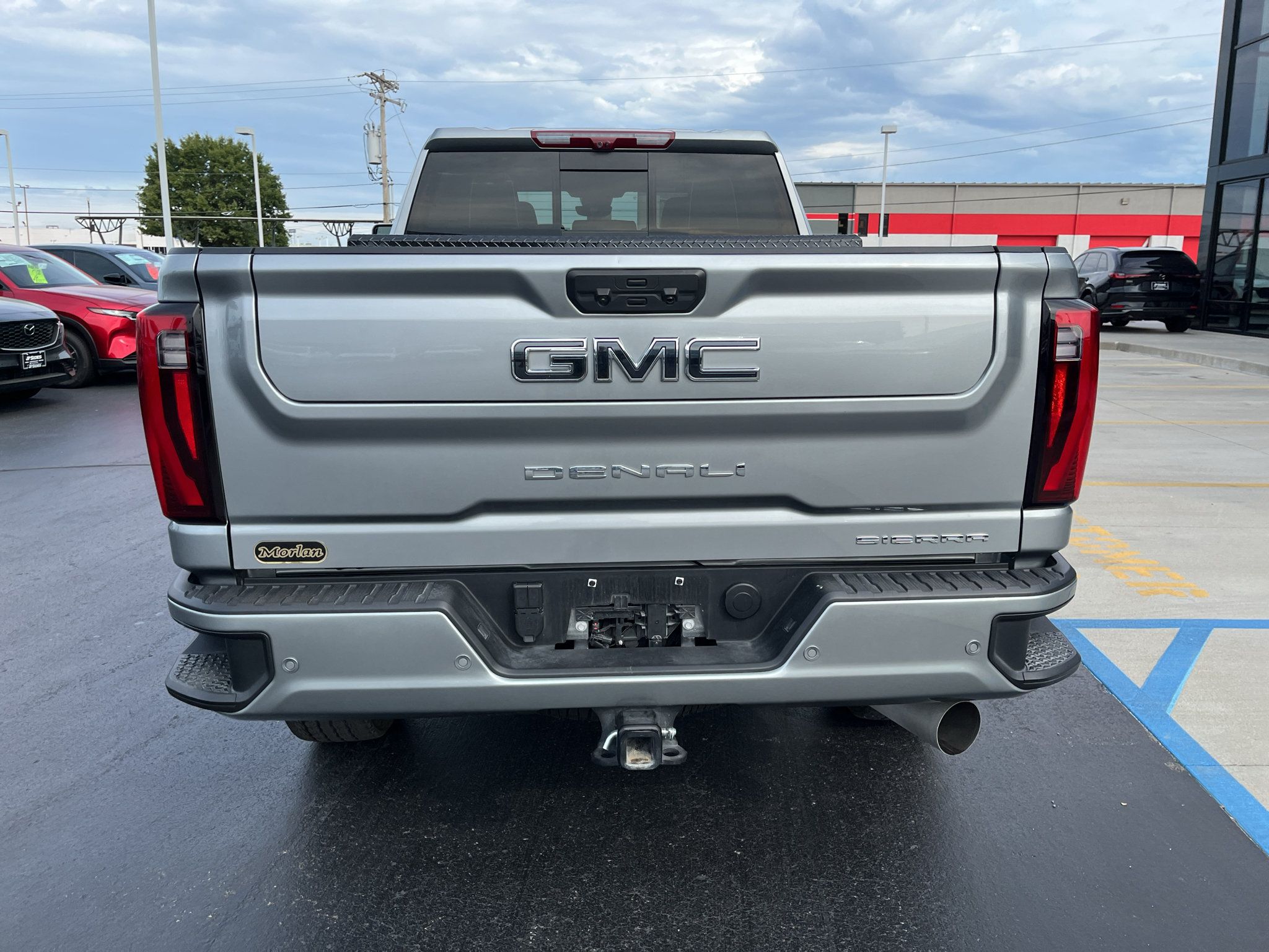 Used 2025 GMC Sierra 2500 Denali Ultimate AWD/4WD image 10