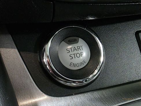 Used 2024 Nissan Murano SL w/ Cargo Package AWD/4WD image 18
