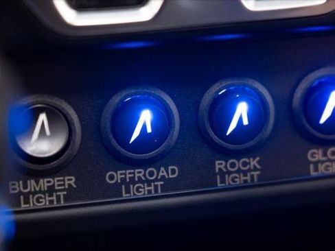 Used 2026 Jeep Wrangler Unlimited Sport AWD/4WD image 23