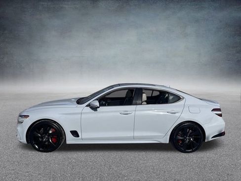 Used 2022 Genesis G70 3.3T image 12