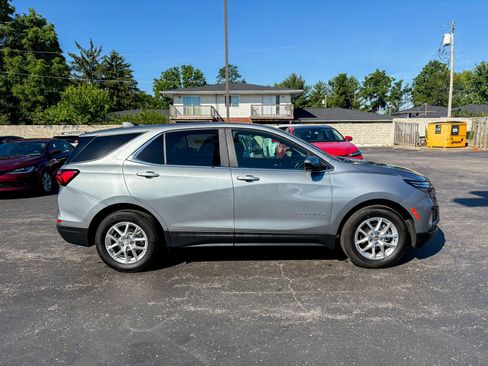 Used 2024 Chevrolet Equinox LT FWD image 16