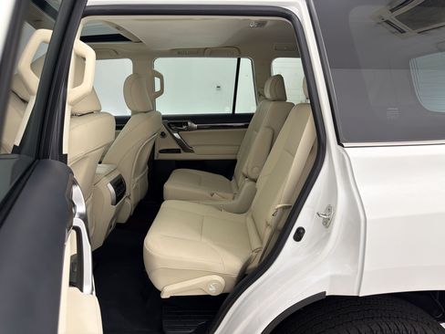 Certified 2023 Lexus GX 460 Premium AWD/4WD image 28