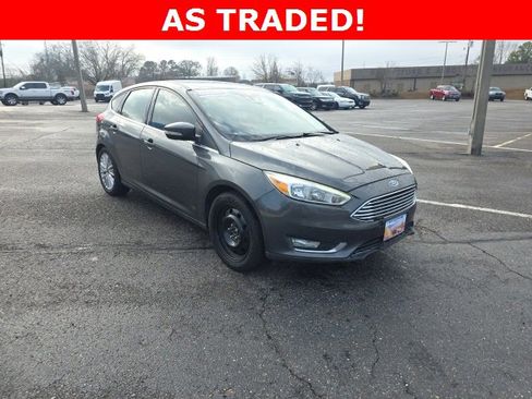 Used 2016 Ford Focus Titanium w/ Titanium Technology Package image 1