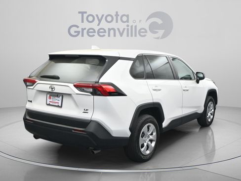 Used 2024 Toyota RAV4 LE image 14