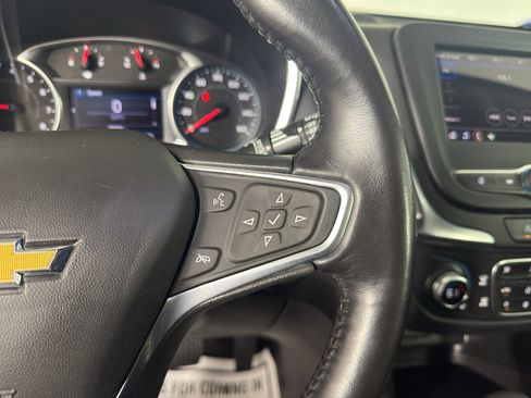 Used 2022 Chevrolet Equinox LT FWD image 21