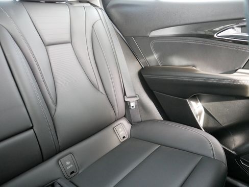 Certified 2025 Buick Envision Preferred image 14