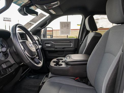 Used 2023 RAM 2500 Big Horn w/ Level 1 Equipment Group image 13