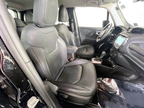 Used 2022 Jeep Renegade Limited image 27