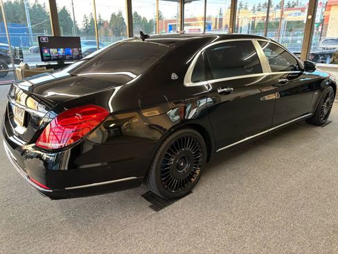 Used 2016 Mercedes-Benz Maybach S 600 image 9