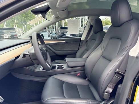 Used 2025 Tesla Model Y Performance AWD/4WD image 9