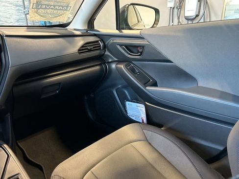 Used 2024 Subaru Crosstrek 2.0i image 21