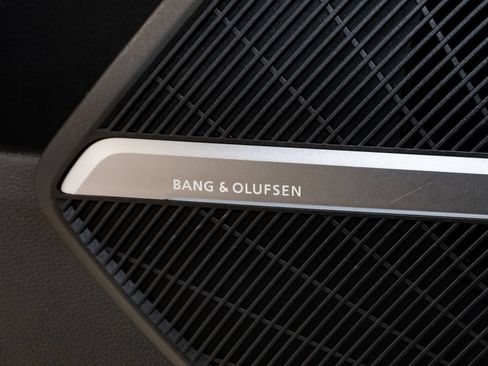 Used 2018 Audi Q5 2.0T Premium Plus AWD/4WD image 9