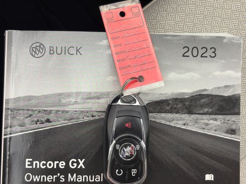 Used 2023 Buick Encore GX Select w/ Safety Package II AWD/4WD image 37
