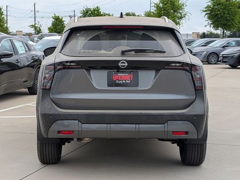 New 2026 Nissan Kicks SV FWD image 5