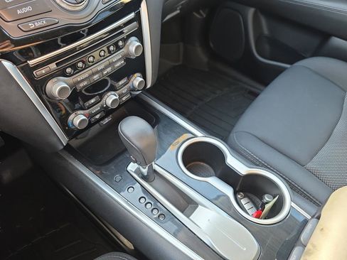Used 2019 Nissan Pathfinder SV FWD image 26