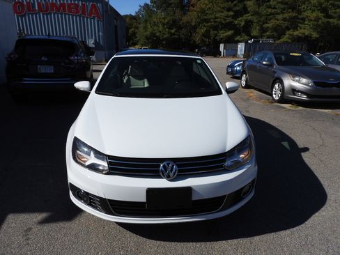 Used 2016 Volkswagen Eos Komfort image 9