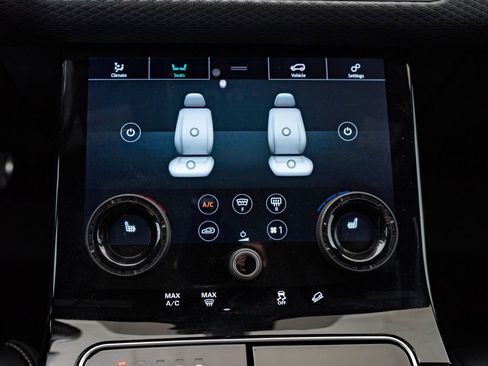 Used 2019 Land Rover Range Rover Velar R-Dynamic SE AWD/4WD image 39