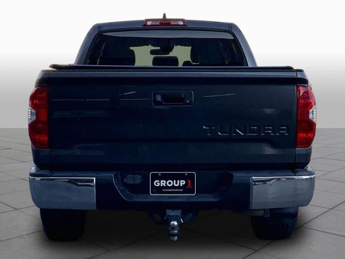 Used 2020 Toyota Tundra SR5 w/ SR5 Leather Package RWD image 5