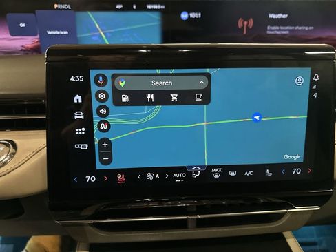 Used 2024 Lincoln Nautilus Reserve w/ Equipment Group 202A image 20