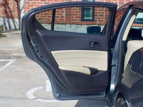 Used 2014 Acura ILX w/ Premium Package image 33