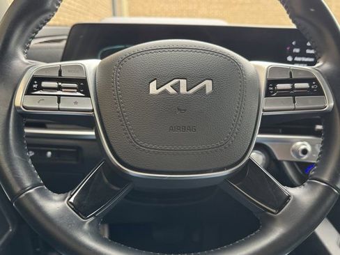 Used 2024 Kia Telluride LX FWD image 20