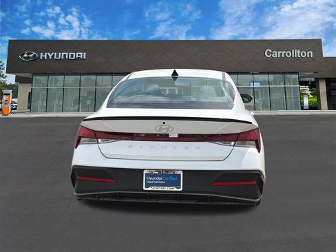 Certified 2025 Hyundai Elantra Sport FWD image 6