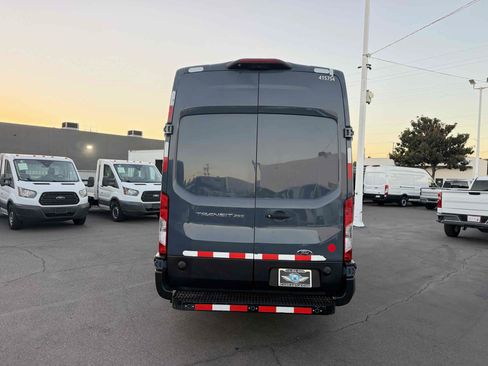 Used 2019 Ford Transit 250 148 High Roof Extended RWD image 4