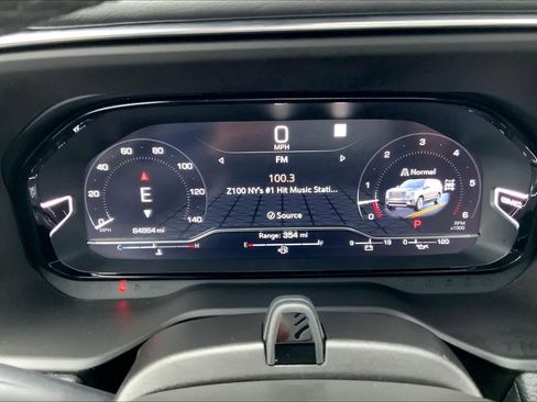 Used 2023 GMC Yukon XL Denali w/ Denali Reserve Package image 26