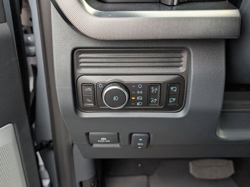 New 2026 Ford F350 Platinum image 24