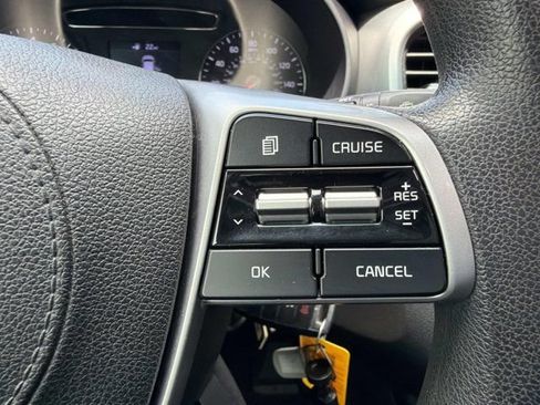 Used 2020 Kia Sorento LX FWD image 24