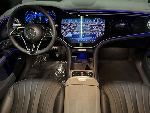 New 2026 Mercedes-Benz EQS 400 4MATIC SUV image 12