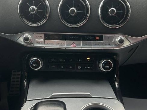 Used 2018 Kia Stinger GT2 image 20