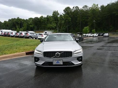 Used 2024 Volvo S60 B5 Core w/ Climate Package FWD image 12