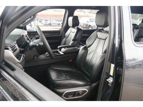 Used 2022 Jeep Wagoneer Series I image 10