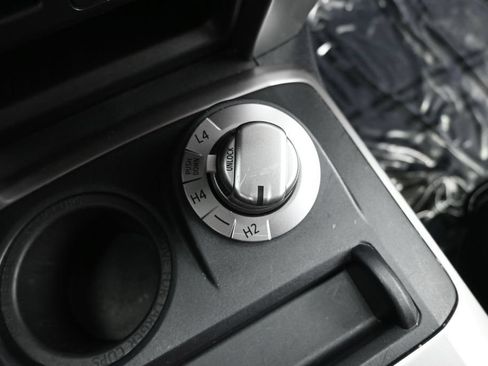 Used 2024 Toyota 4Runner SR5 AWD/4WD image 32