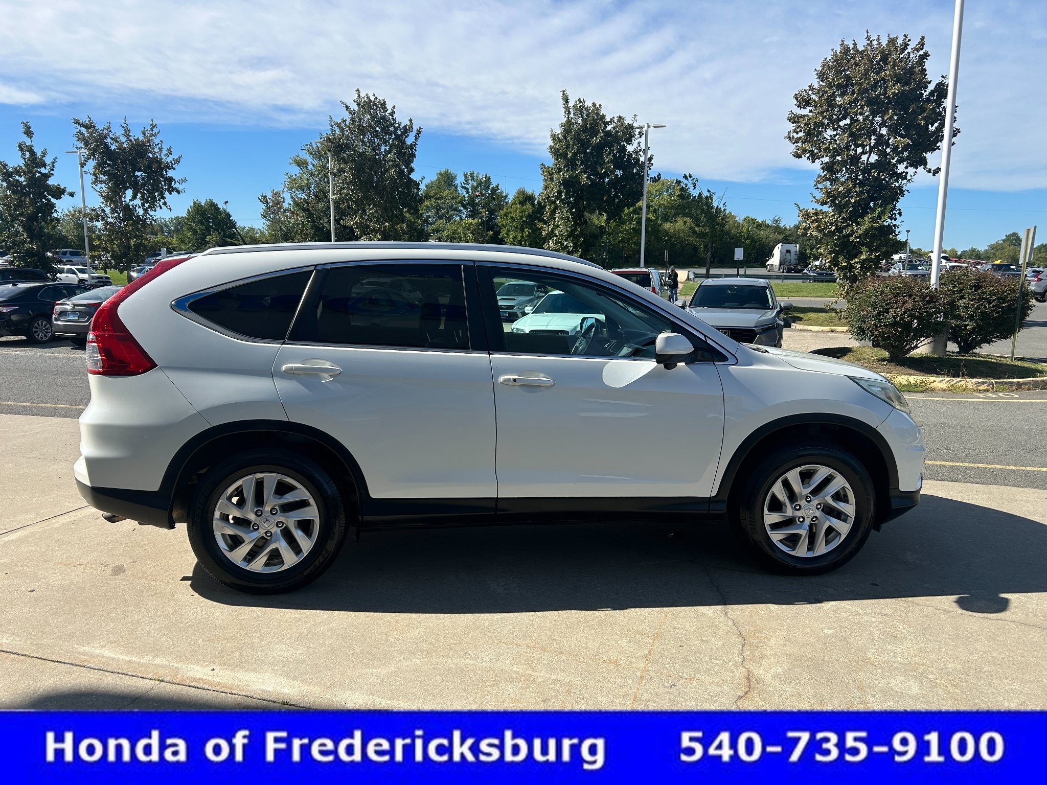 Used 2016 Honda CR-V EX-L image 7