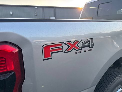 Used 2024 Ford F250 Lariat w/ Chrome Package AWD/4WD image 7
