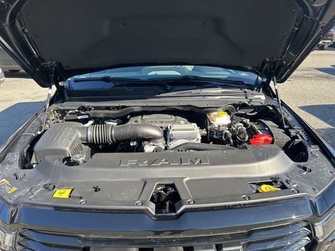 New 2026 RAM 1500 Laramie w/ Night Edition AWD/4WD image 11