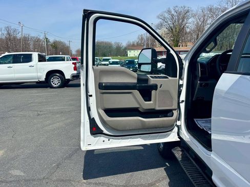 Used 2019 Ford F350 XL w/ XL Value Package image 12