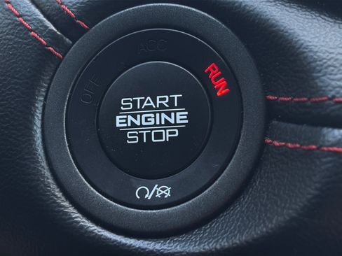 Used 2024 Dodge Durango GT AWD/4WD image 23