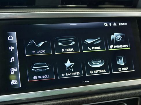 Used 2024 Audi Q3 2.0T Premium image 13