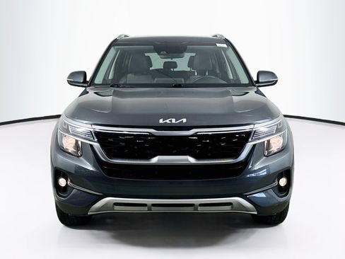 Used 2023 Kia Seltos S FWD image 2