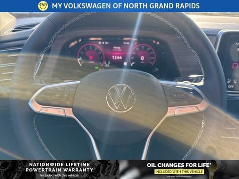 New 2026 Volkswagen Atlas SEL image 12