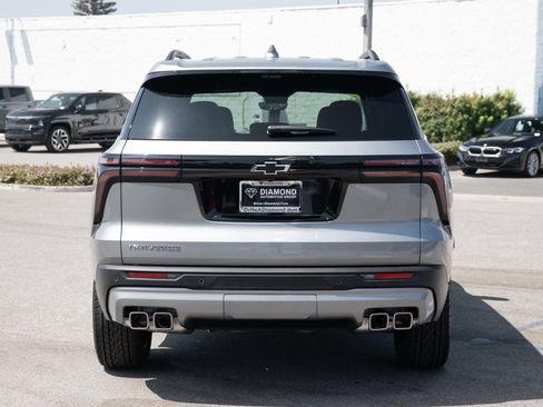 New 2026 Chevrolet Traverse LT w/ Driver Confidence Package image 5