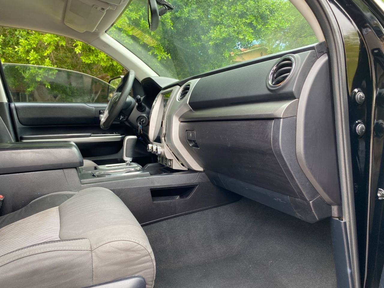Used 2014 Toyota Tundra SR5 w/ SR5 Upgrade Package RWD image 52