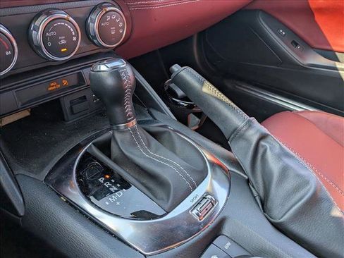 Used 2020 MAZDA MX-5 Miata Grand Touring image 11