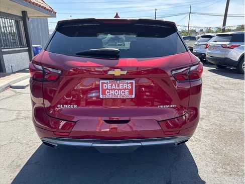 Used 2019 Chevrolet Blazer Premier w/ Sun and Wheels Package FWD image 4