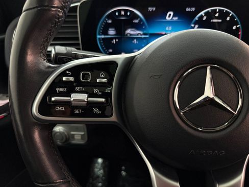 Used 2021 Mercedes-Benz GLE 350 4MATIC w/ Premium Package image 15