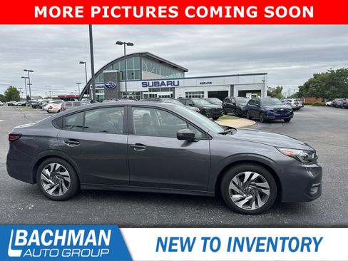 Used 2025 Subaru Legacy Limited AWD/4WD image 2